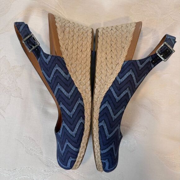VIONIC Coralina Chevron Women Sandal Size (11) Slingback Wedge Espadrille - Picture 7 of 11